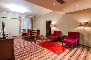 UB City Hotel