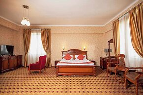 UB City Hotel