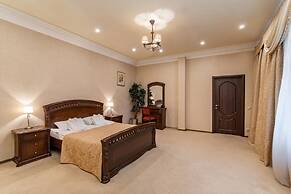 Hotel Royal