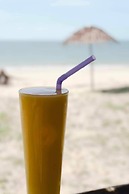 Pranee Beach Bungalows