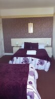 The Warwick Southport
