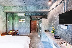 Stucco Loft Residency