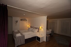 SRF Hotel