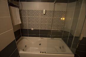 SRF Hotel
