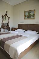 Hotel Anesi