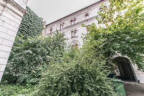 happy home Budapest JOY