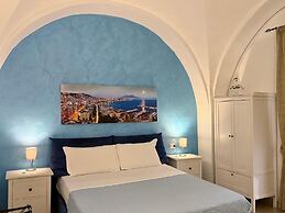 Chiaia Suites