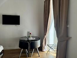 Chiaia Suites