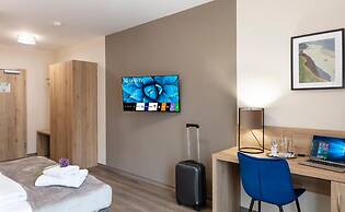 Dominik Motel