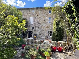 Hotel le Manoir du Raveyron
