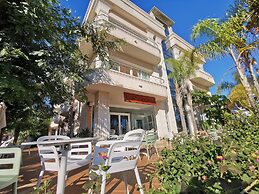 Marea Aparthotel