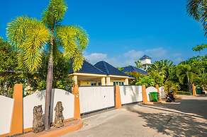 Platinum 3 bedrooms villa pool garden