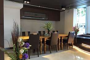 Leelawadee Resotel Raminthra 23
