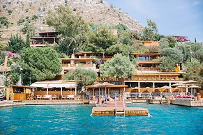 Karia Bel Hotel & Restaurant - Adults Only