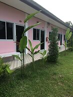 Ban Suan Kru Kob