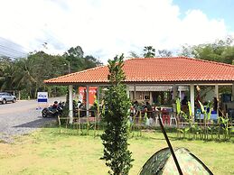 Ban Suan Kru Kob