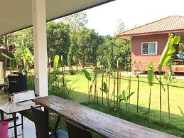 Ban Suan Kru Kob