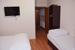 Sen Villa Motel