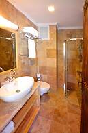 Doada Hotel