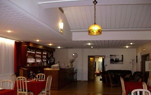 Hotel Au Logis Des Ours