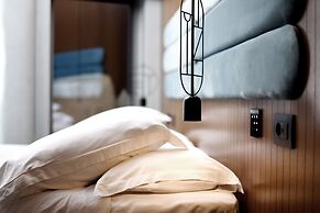 Dyo Suites