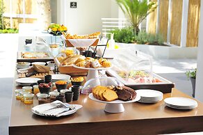 Dyo Suites