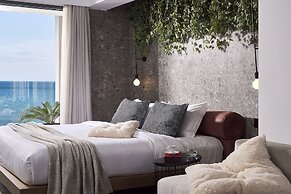 Dyo Suites
