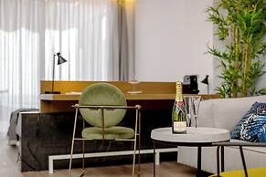Dyo Suites
