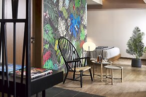 Dyo Suites