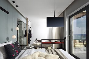 Dyo Suites