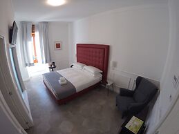 RAVIDA SUITES