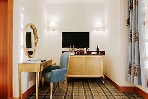 Muthu Alexandra Hotel
