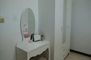 Comfy Studio