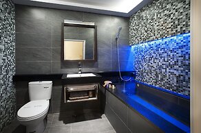 One Fukun Hotel