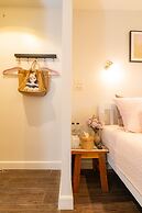 Oon Poshtel