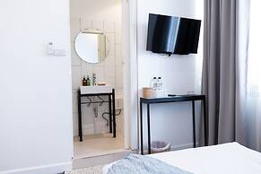 Oon Poshtel