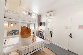 Oon Poshtel