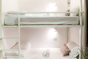 Oon Poshtel