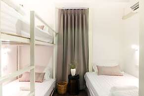 Oon Poshtel