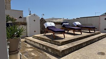 Salapolis Luxury Apartments