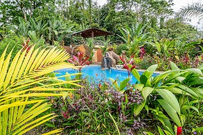 Aunty Arenal Lodge