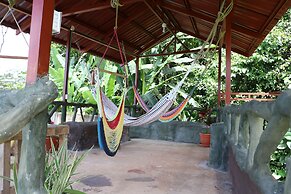 Aunty Arenal Lodge
