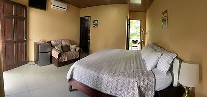 Aunty Arenal Lodge