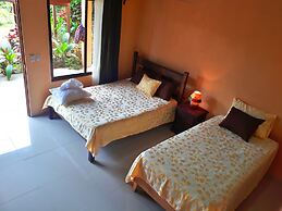 Aunty Arenal Lodge
