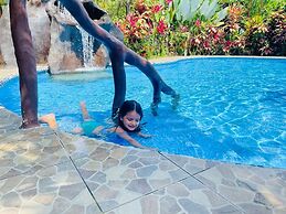 Aunty Arenal Lodge