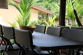 Aunty Arenal Lodge