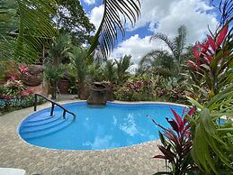 Aunty Arenal Lodge