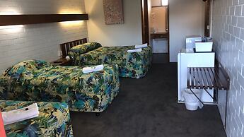 Century Motor Inn