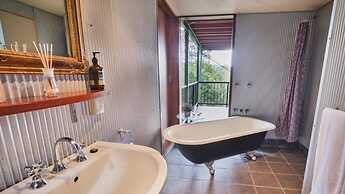 Ecoasis Wellness Sanctuary