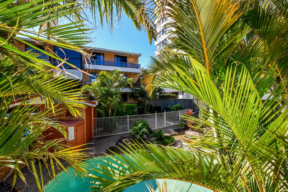 La Mer Apartments